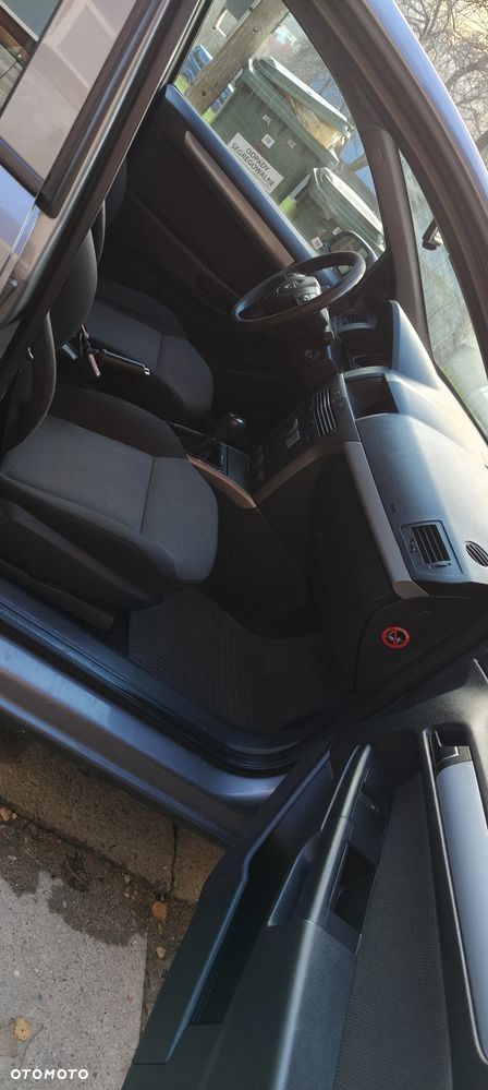 Opel Astra 1.4 Elegance - 4