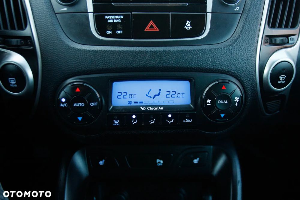 Hyundai ix35 1.7 CRDi 2WD blue Finale Silver - 22
