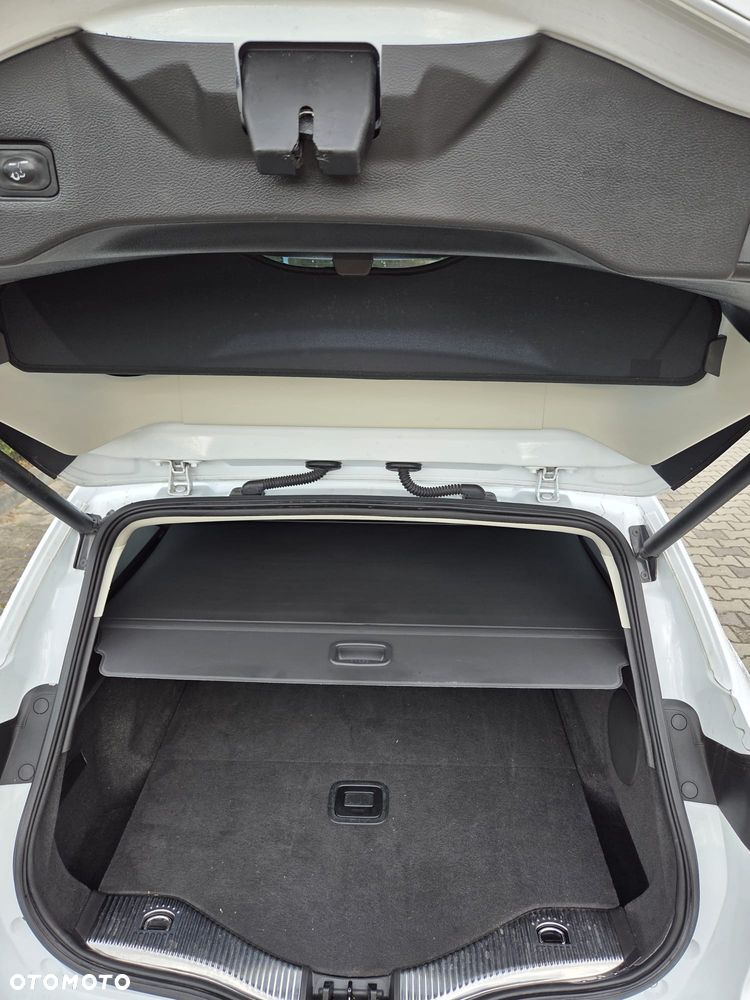 Ford Mondeo - 11