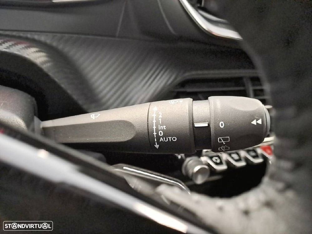 Peugeot 2008 1.2 PureTech Style - 15