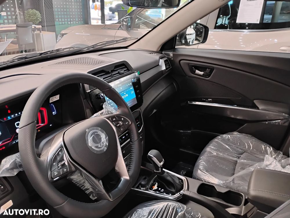 SsangYong Tivoli 1.5 T-GDi 4WD Automatik Sapphire - 10