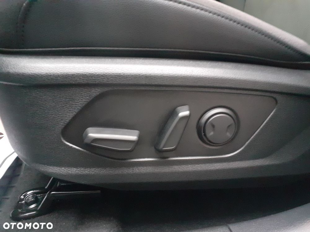 Kia Sportage 1.6 T-GDI PHEV Anniversary 4WD - 26