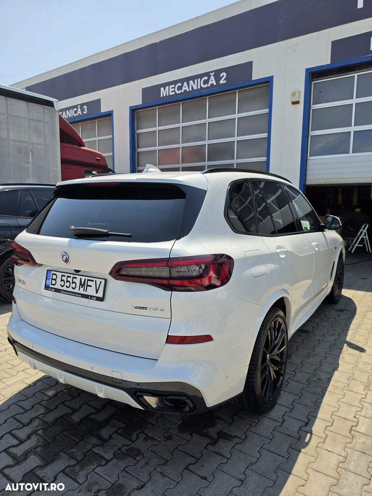 BMW X5 xDrive45e - 10