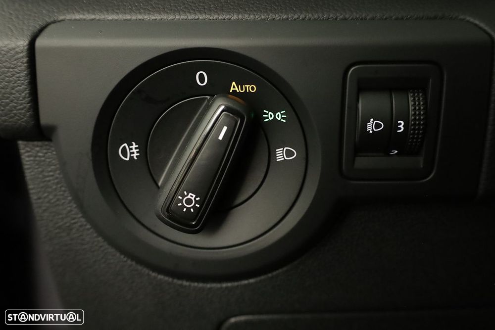 VW T-Cross 1.0 TSI Urban - 18