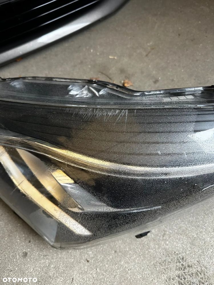 Przód Kompletny Zderzak Lampy Pas przedni Chłodnice Belka Błotniki Toyota Yaris III Lift 1.5 hybryda - 16