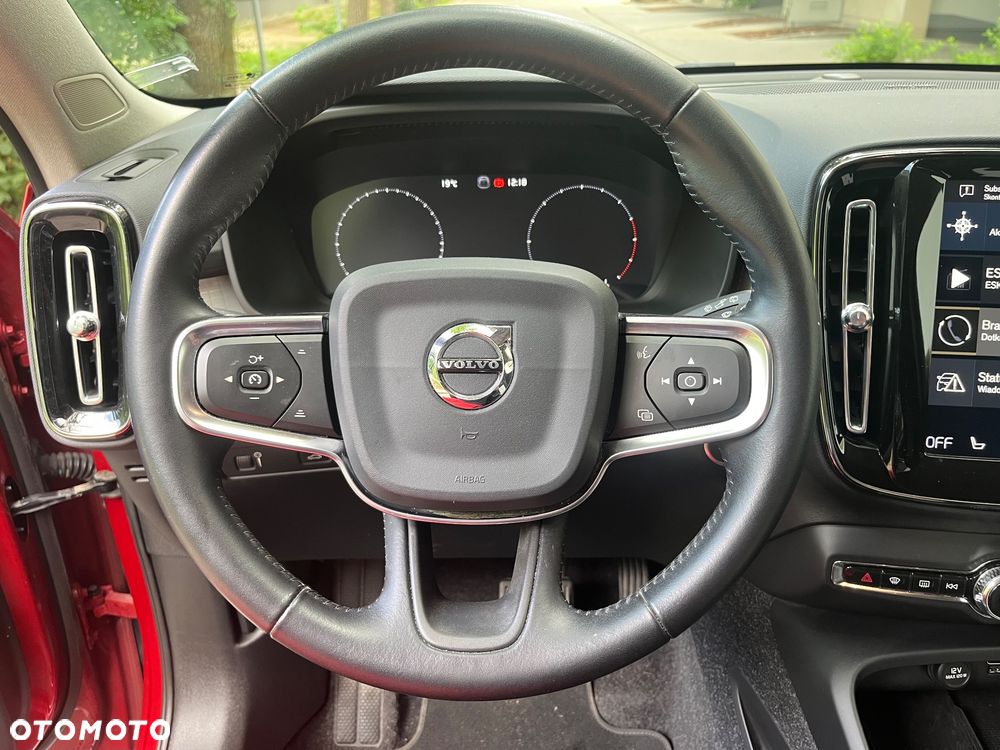 Volvo XC 40 D3 Momentum Pro - 18