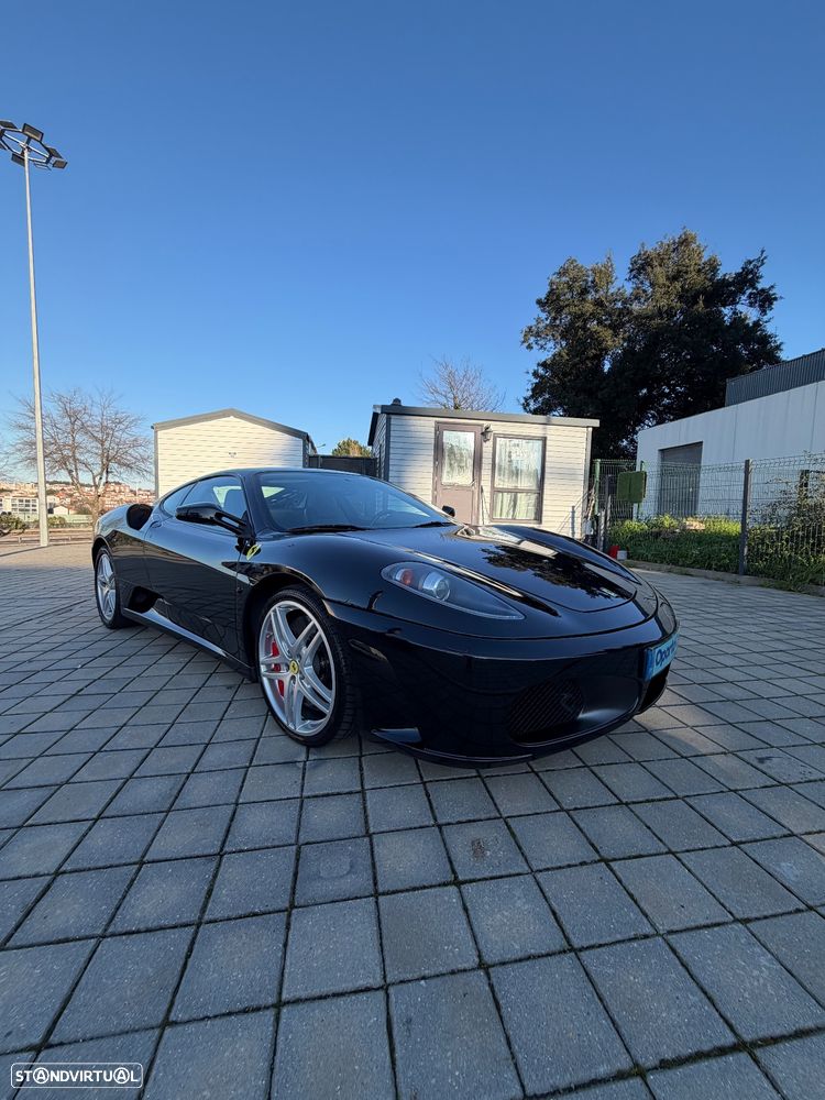 Ferrari F430 - 8