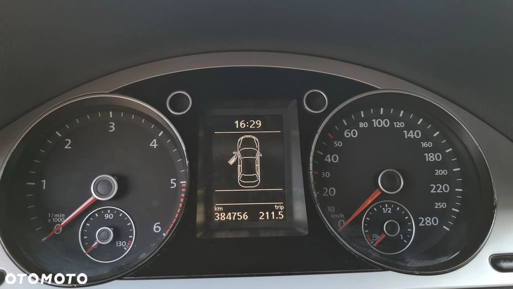 Volkswagen Passat CC 2.0 TDI DPF DSG - 31