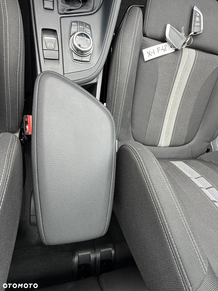 BMW X1 sDrive18d Advantage - 36