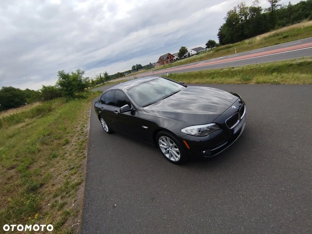 BMW Seria 5 528i Sport-Aut - 6