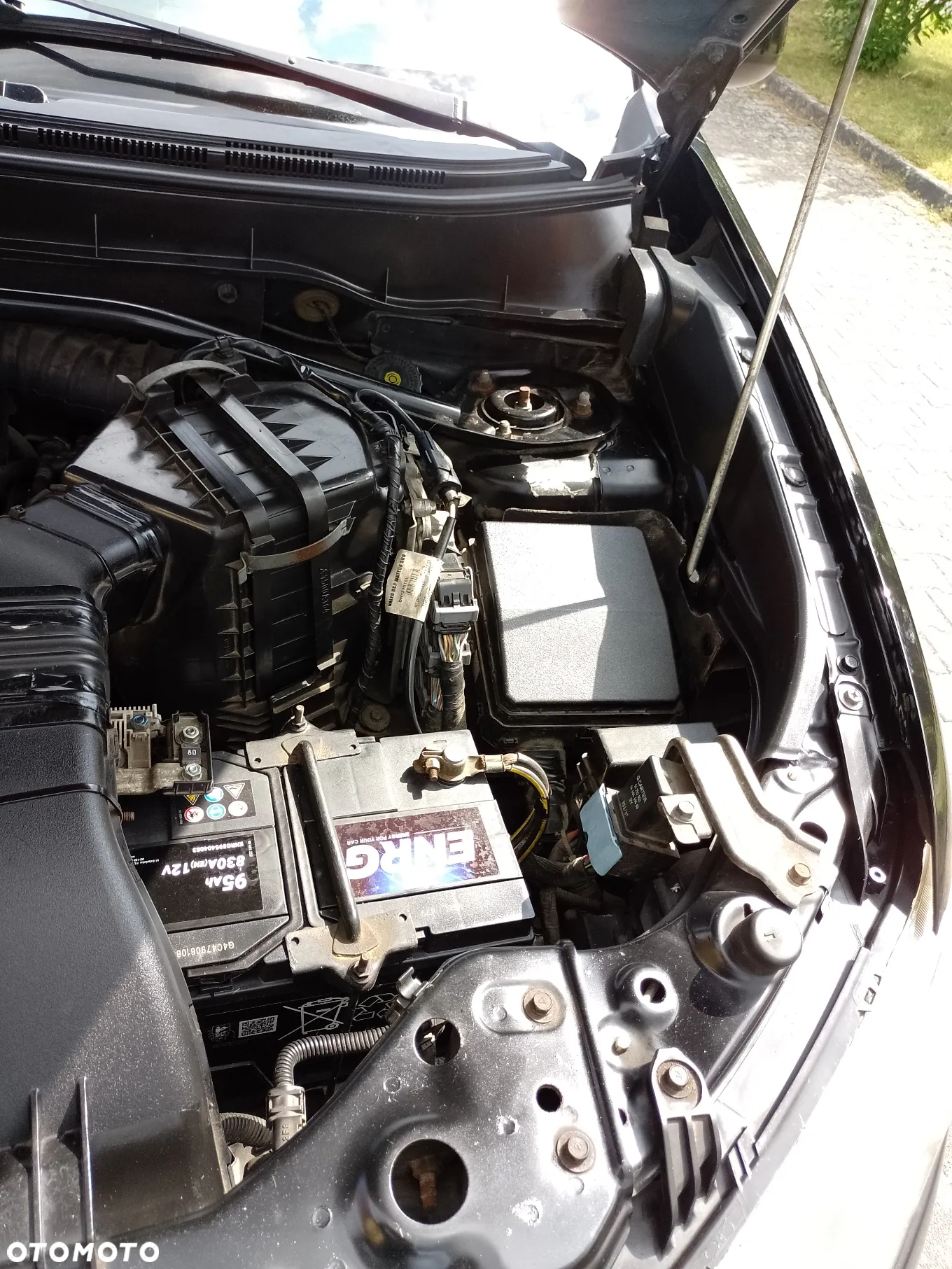 Mitsubishi Outlander 2.2 DID Intense + - 6