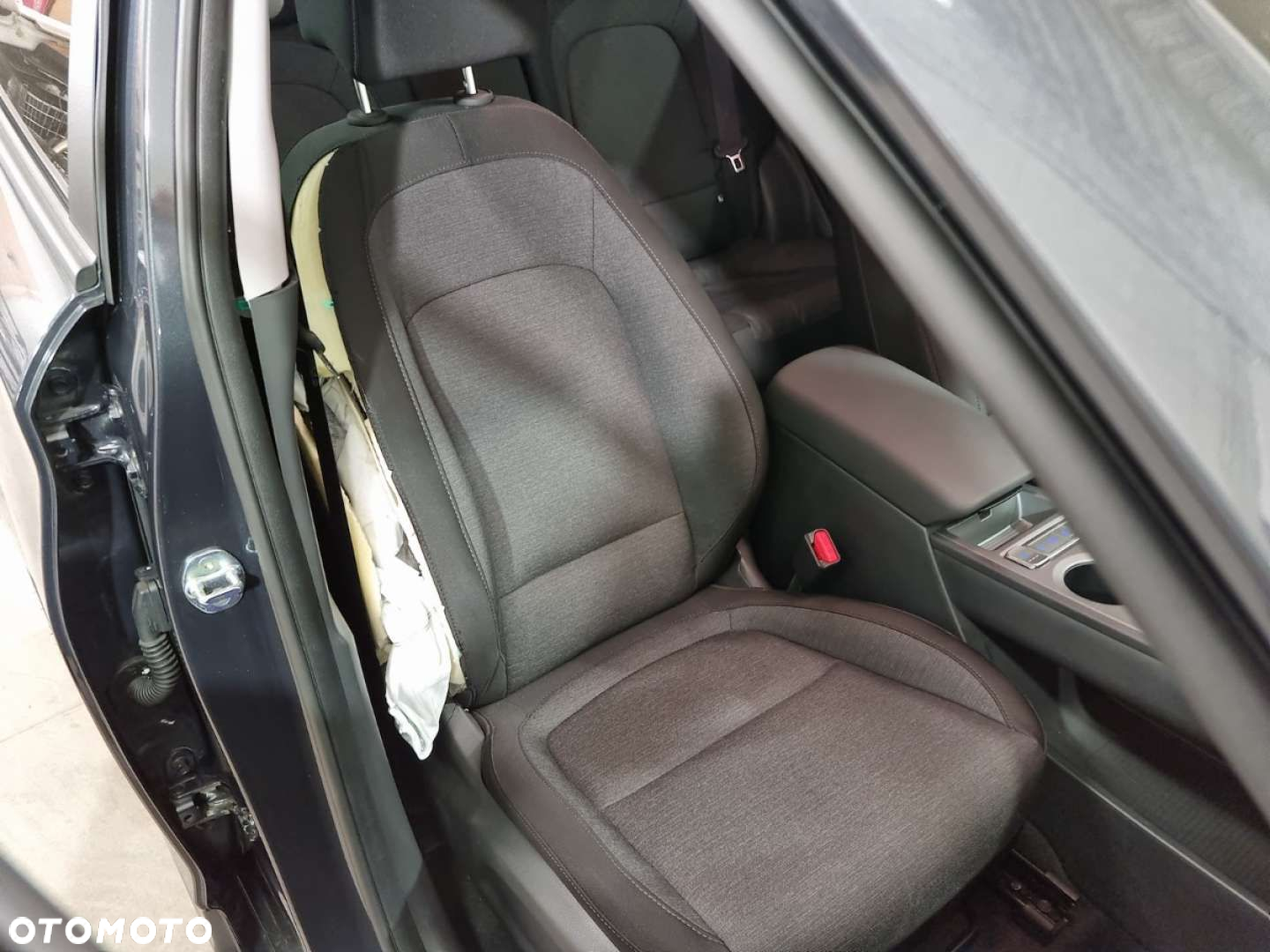 Hyundai Kona Electric 39kWh Style - 37