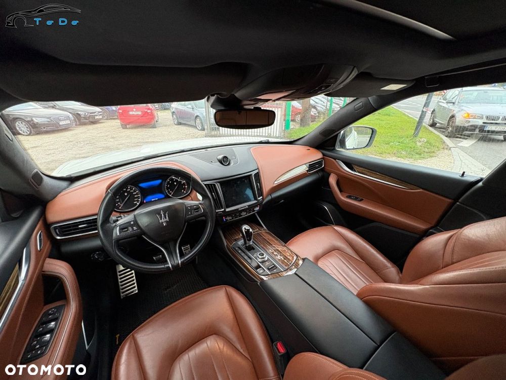 Maserati Levante S Granlusso - 24