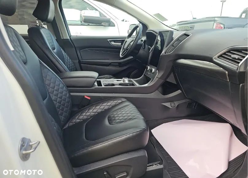 Ford Edge - 10