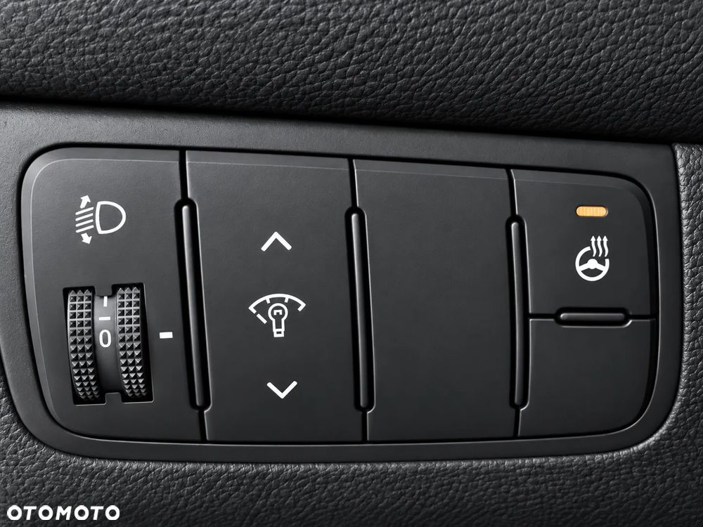 Kia Ceed 1.6 GDI Dream Team Edition - 22