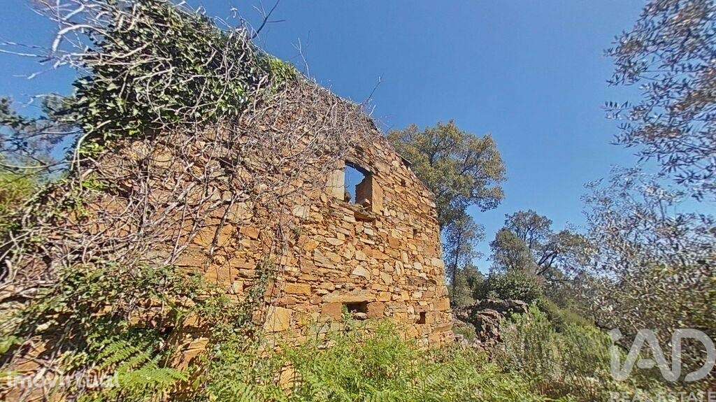 Casa / Villa em Alvares de 94,00 m2 - Grande imagem: 2/25