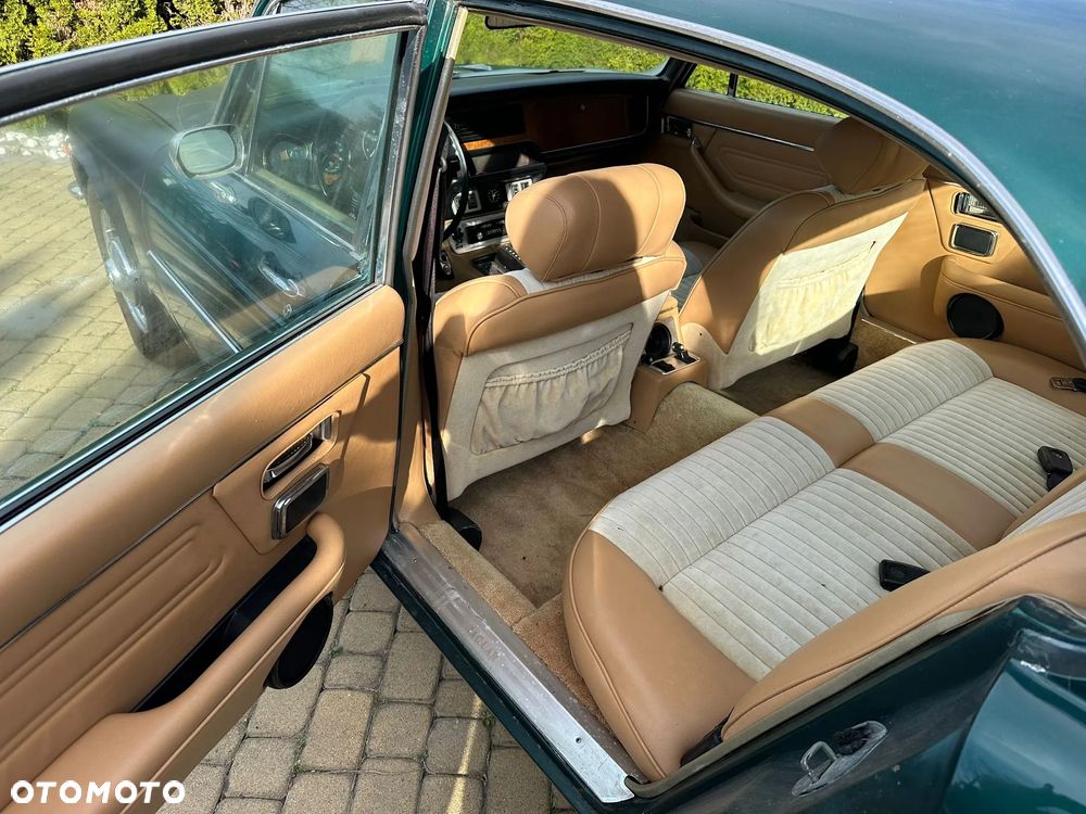 Jaguar XJ - 19