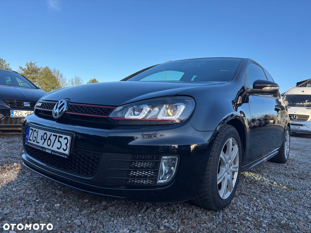 Volkswagen Golf 2.0 GTI - 2