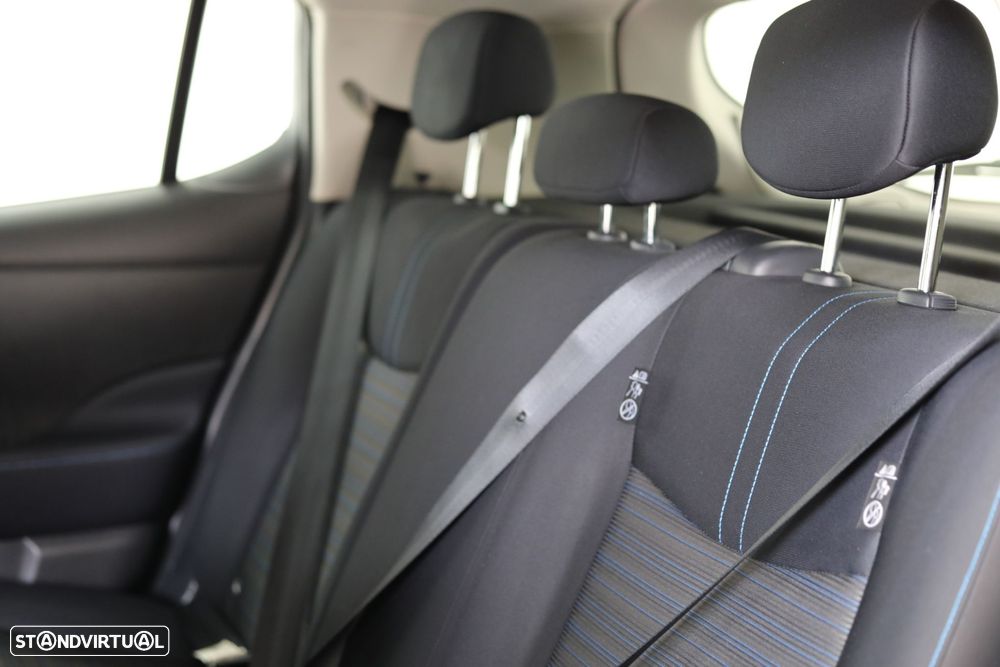 Nissan Leaf N-Connecta - 12