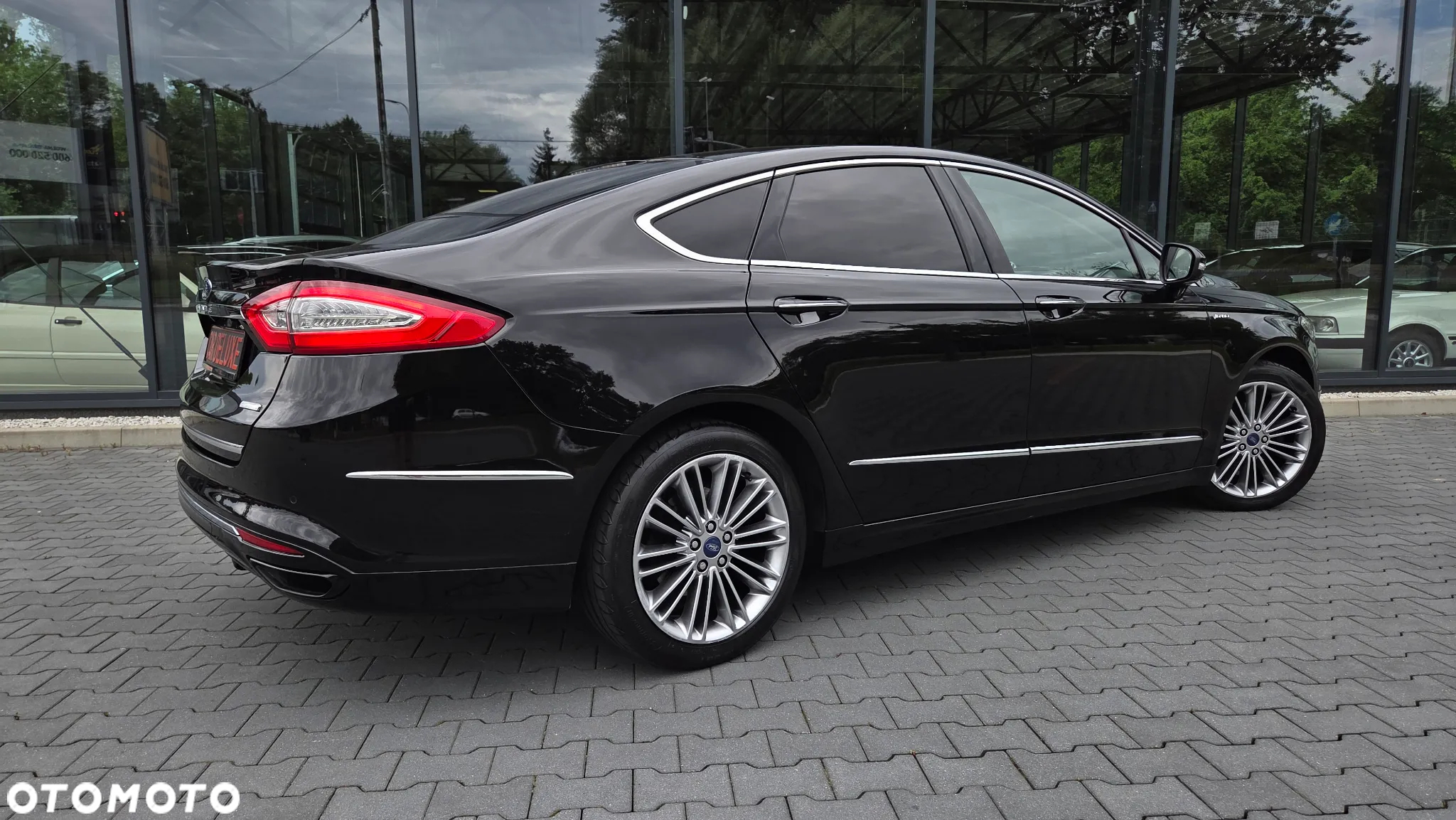 Ford Mondeo Vignale 2.0 EcoBoost - 34