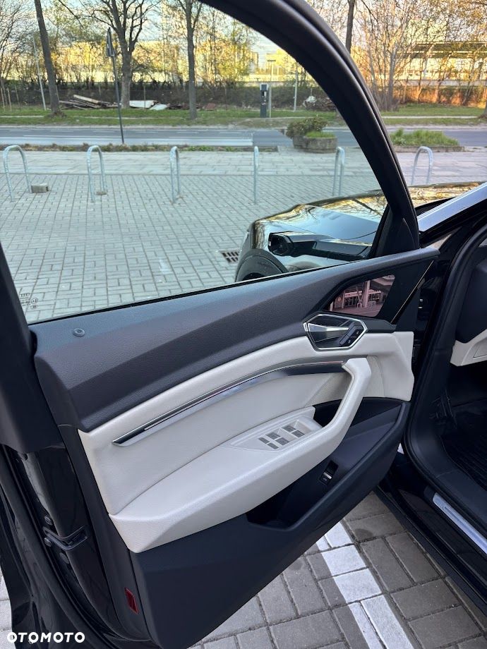 Audi e-tron 55 Quattro - 24