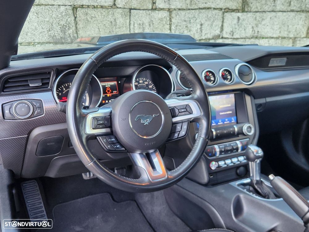 Ford Mustang 2.3i EcoBoost Aut. - 26