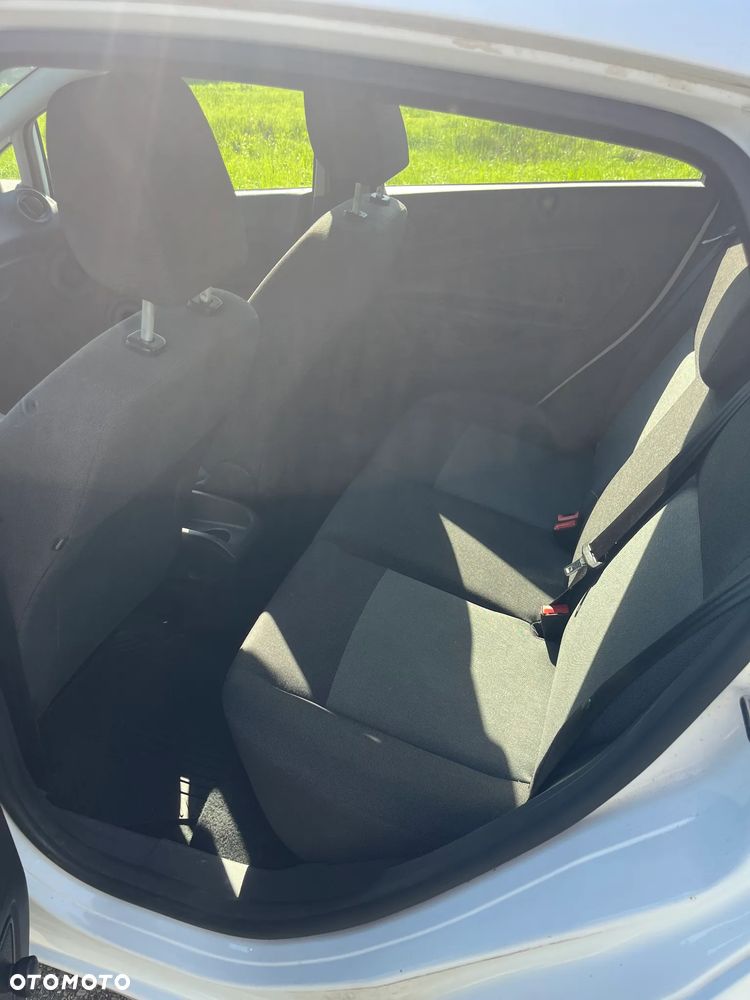 Ford Fiesta 1.25 Trend - 19
