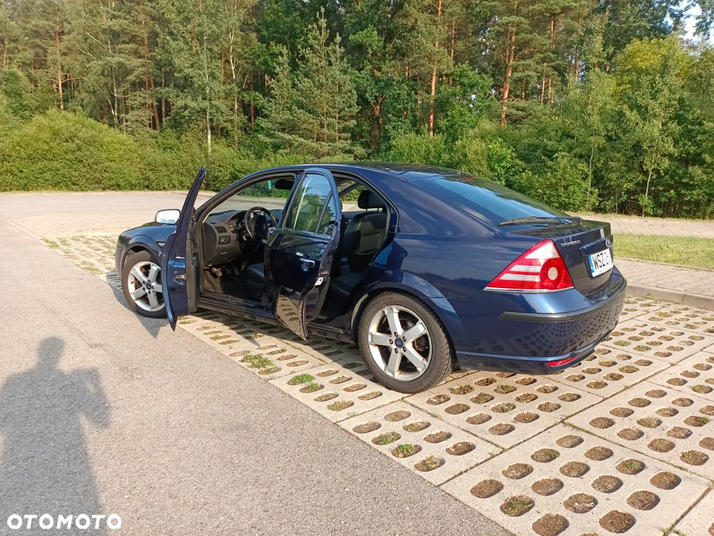 Ford Mondeo - 9