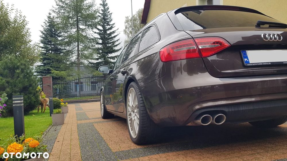 Audi A4 Avant 2.0 TDI Quattro Line S tronic - 13