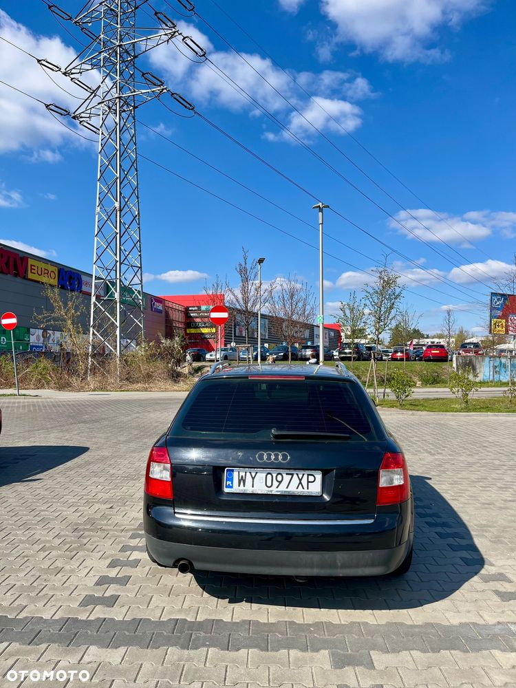 Audi A4 Avant - 4