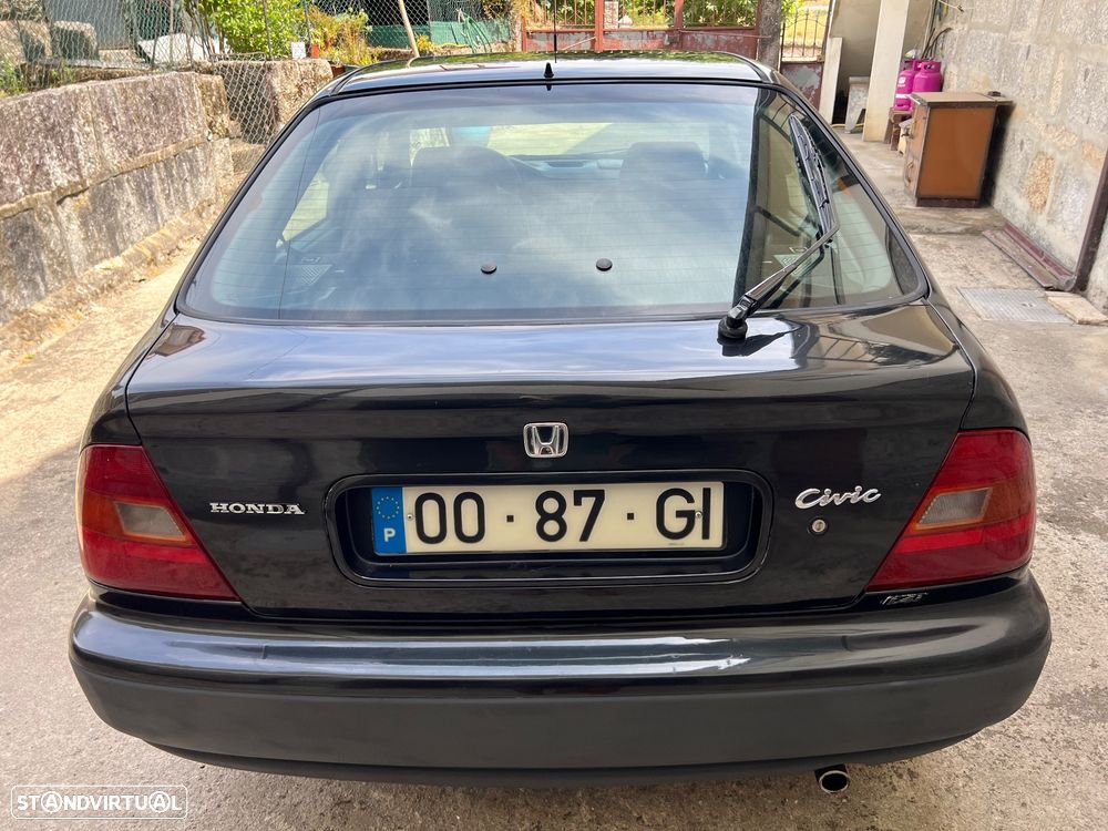 Honda Civic 1.4i - 1