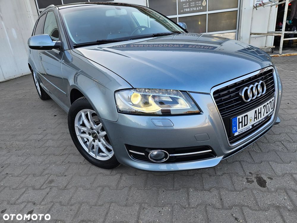 Audi A3 Sportback 1.2 TFSI S tronic S line Sportpaket - 3