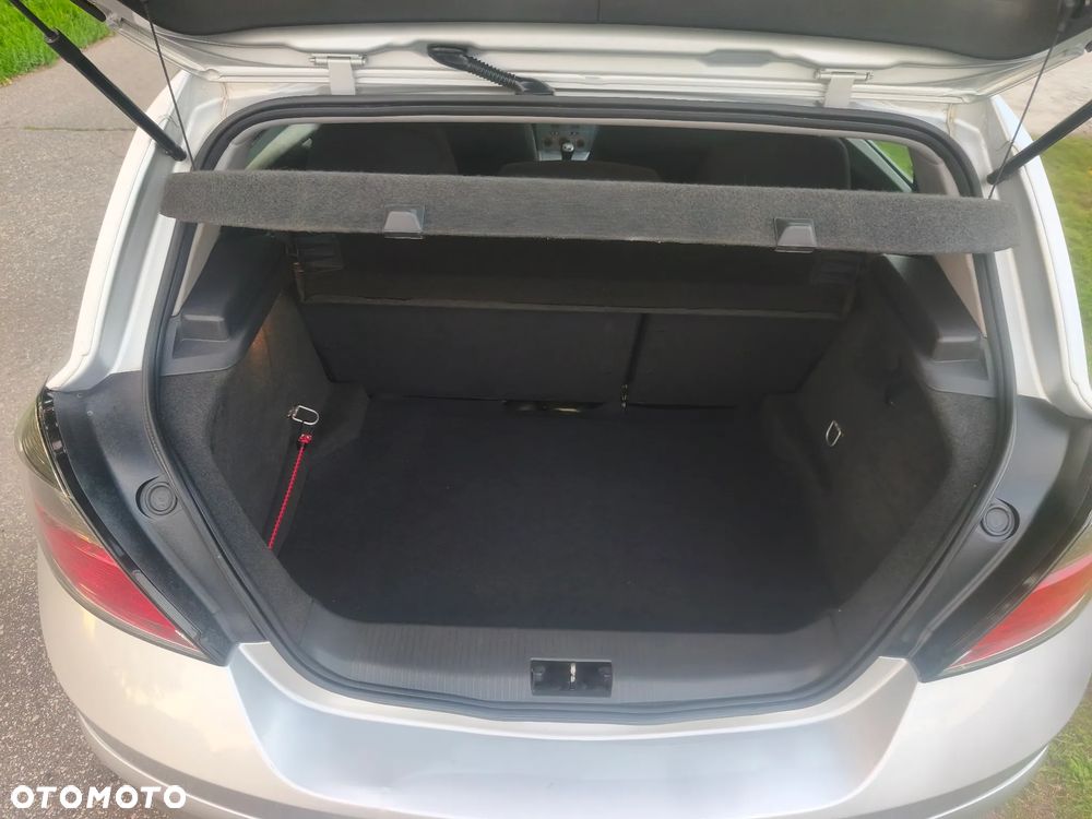 Opel Astra 1.6 - 16