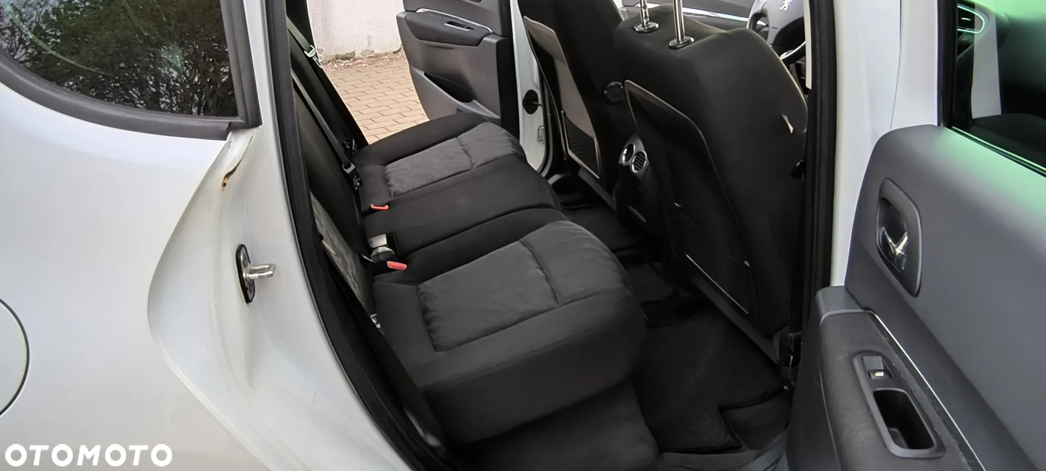 Peugeot 3008 HDi FAP 150 Platinum - 33