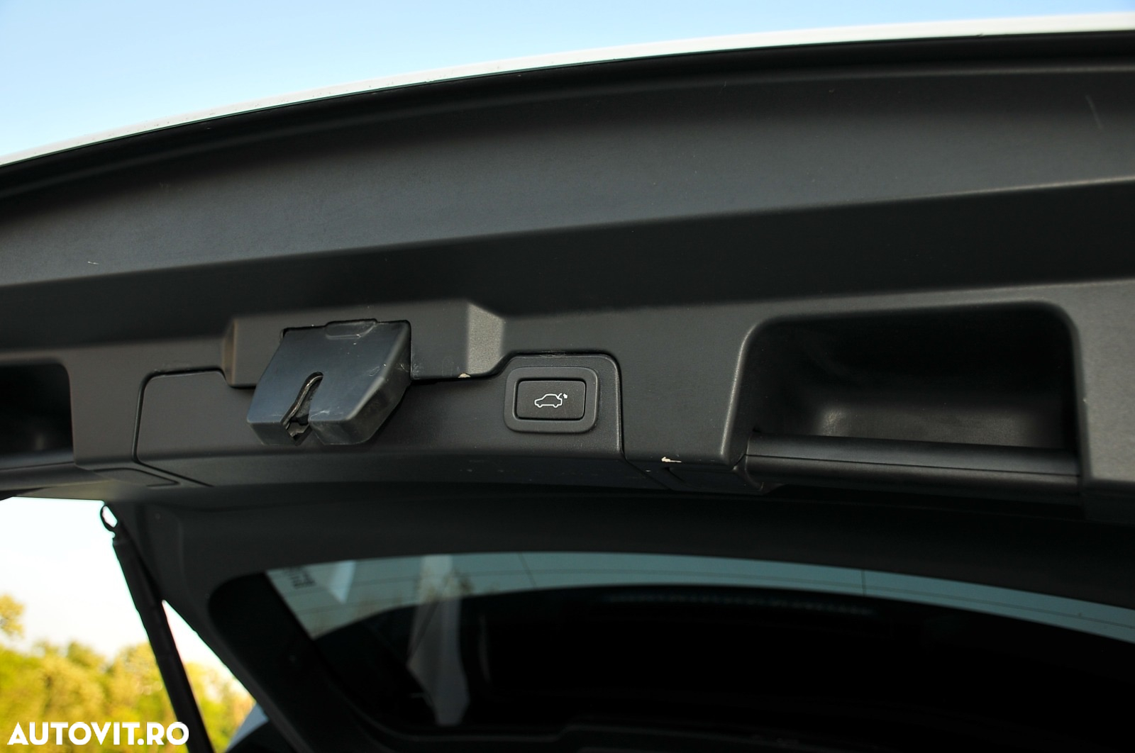 Land Rover Range Rover Evoque - 25