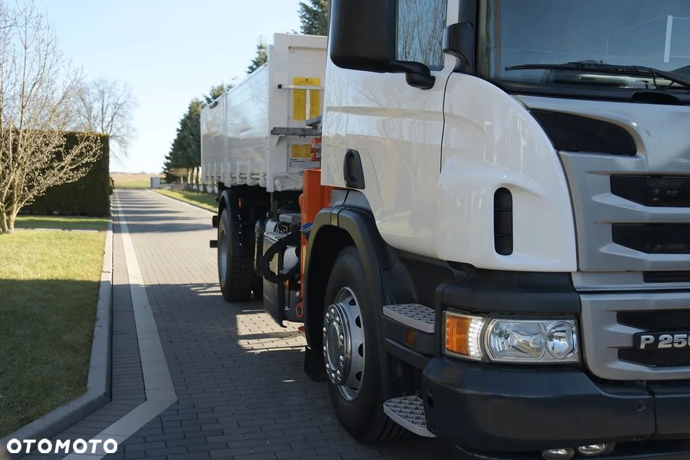 Scania P 250///* 2015///* PRZEB. JEDYNE 298TYŚ KM///* 18000KG///* HDS///* 3 STRONNY WYWROT//* /WAGA///* STAN BARDZO DOBRY - 12