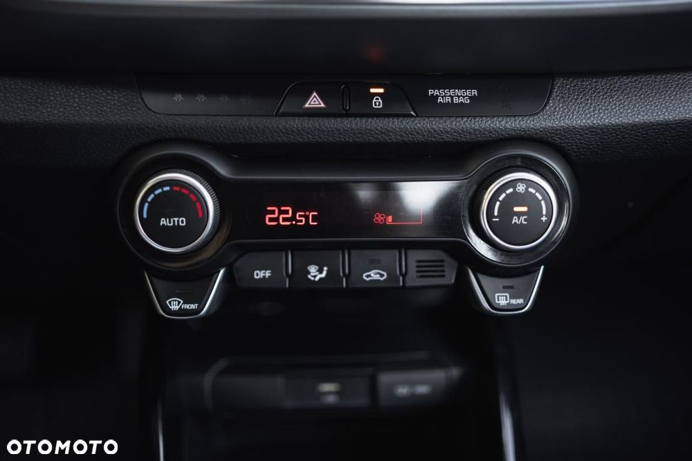 Kia Stonic - 16