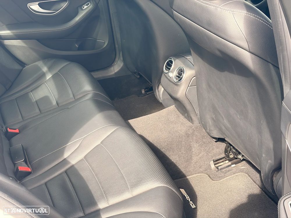 Mercedes-Benz C 220 d 4Matic Station 7G-TRONIC AMG Line - 12