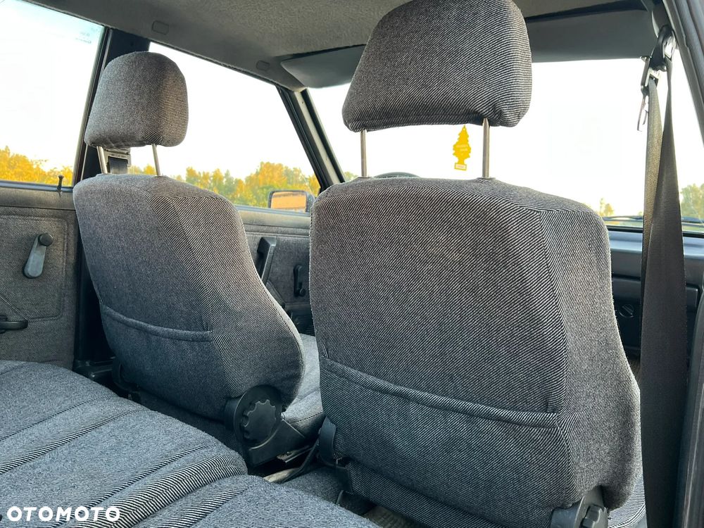 Polonez Caro - 12