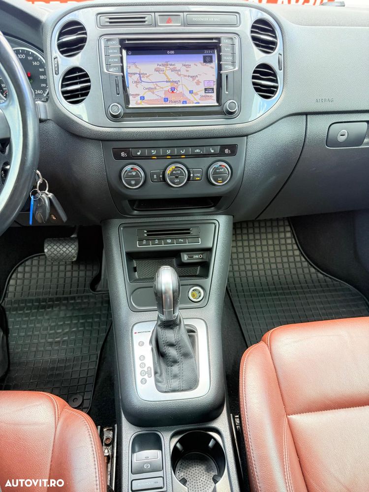 Volkswagen Tiguan 2.0 TDI DSG 4Mot Highline - 26