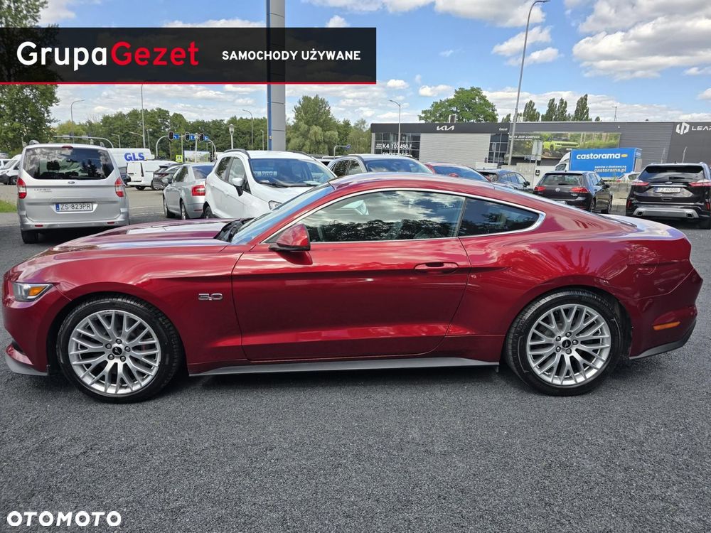 Ford Mustang - 7