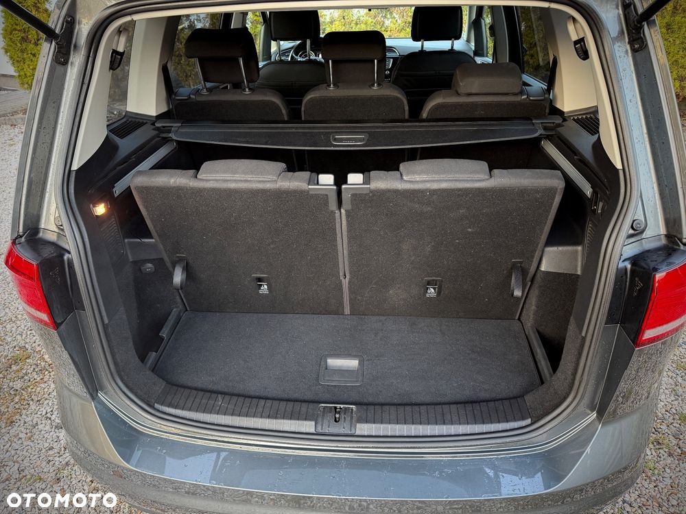 Volkswagen Touran 2.0 TDI BMT Highline - 15