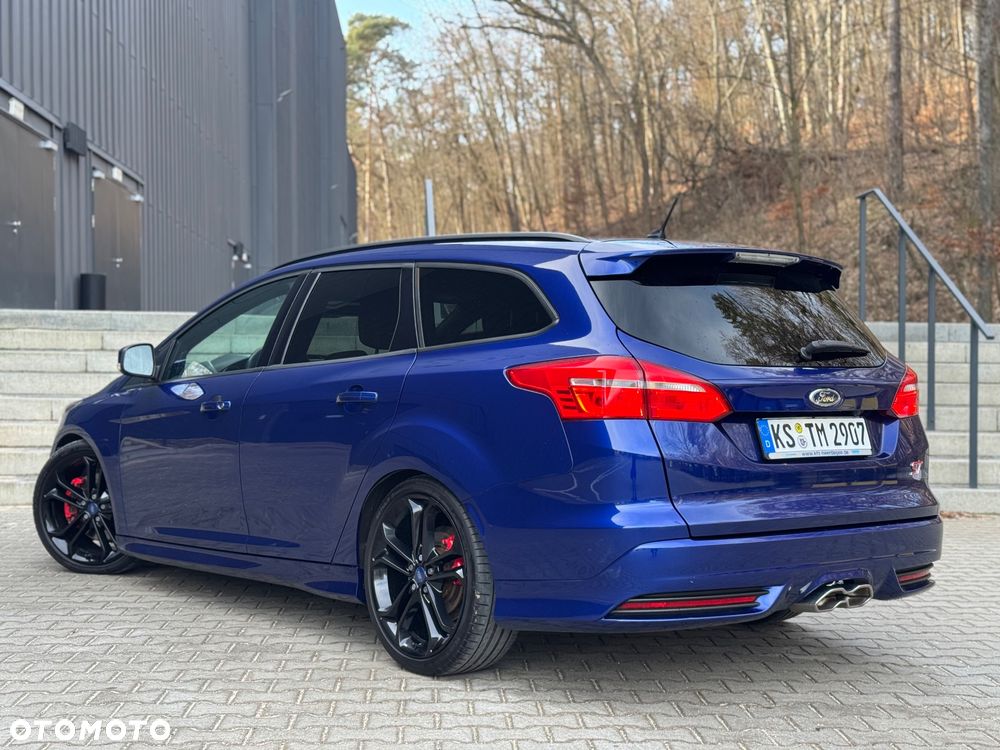 Ford Focus 2.0 TDCi ST - 15