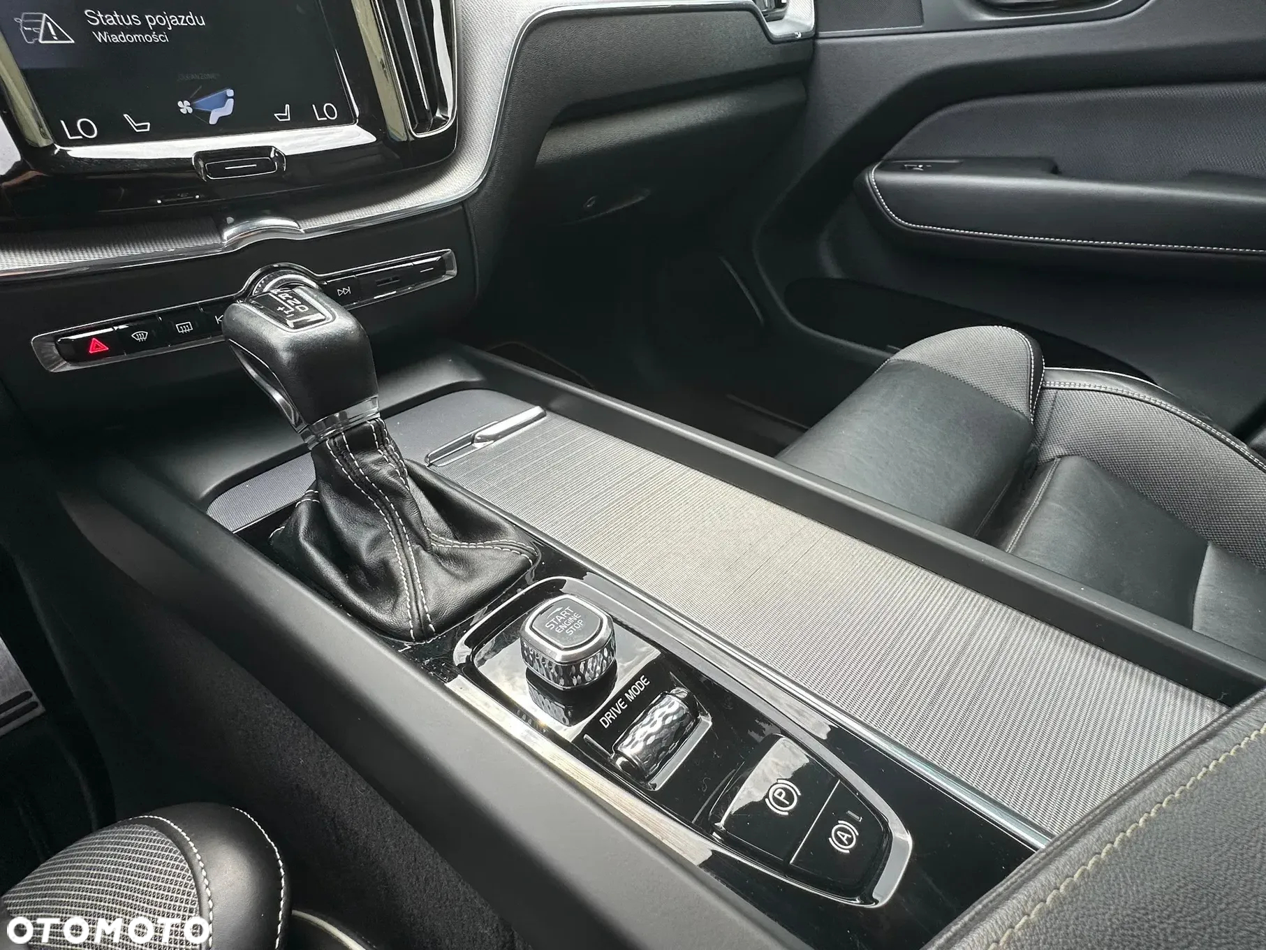 Volvo XC 60 D4 R-Design - 35