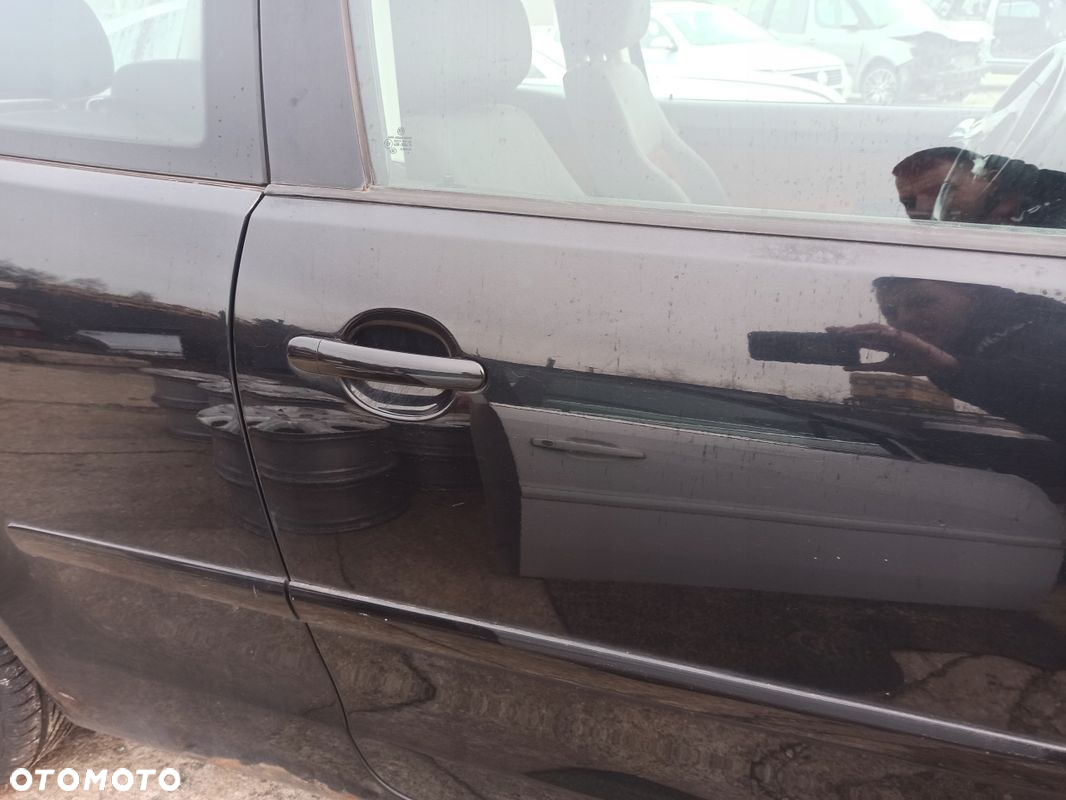 Drzwi prawy przód VW POLO IV 9N LIFT LC9Z 3D 3drzwi 05-09 - 2