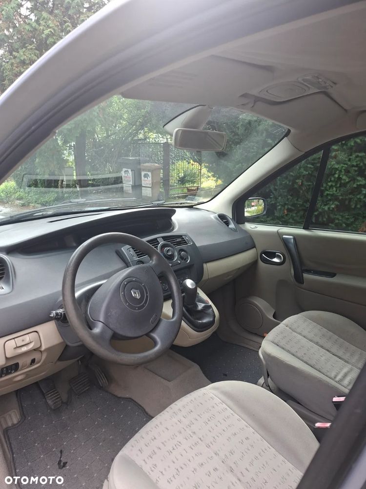Renault Scenic 1.6 16V Expression - 5