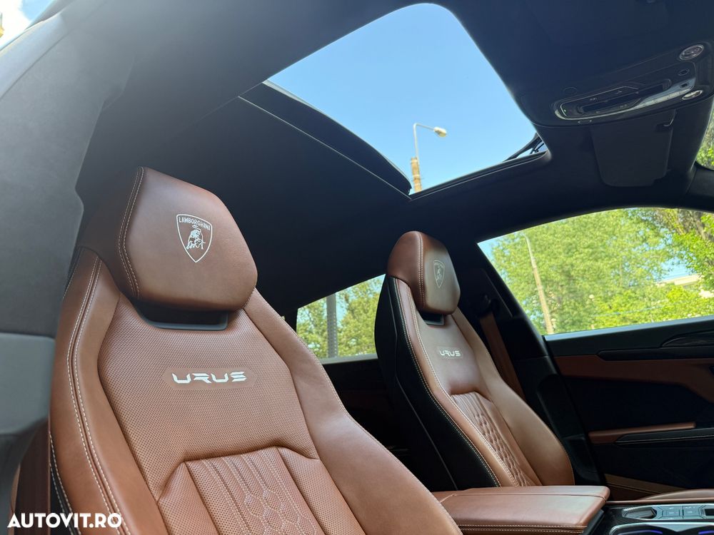 Lamborghini URUS - 18