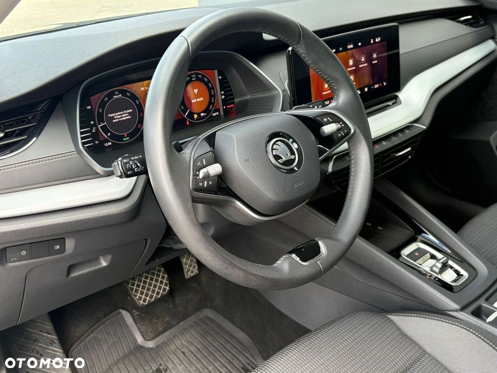 Skoda Octavia 1.5 TSI mHEV Selection DSG - 14