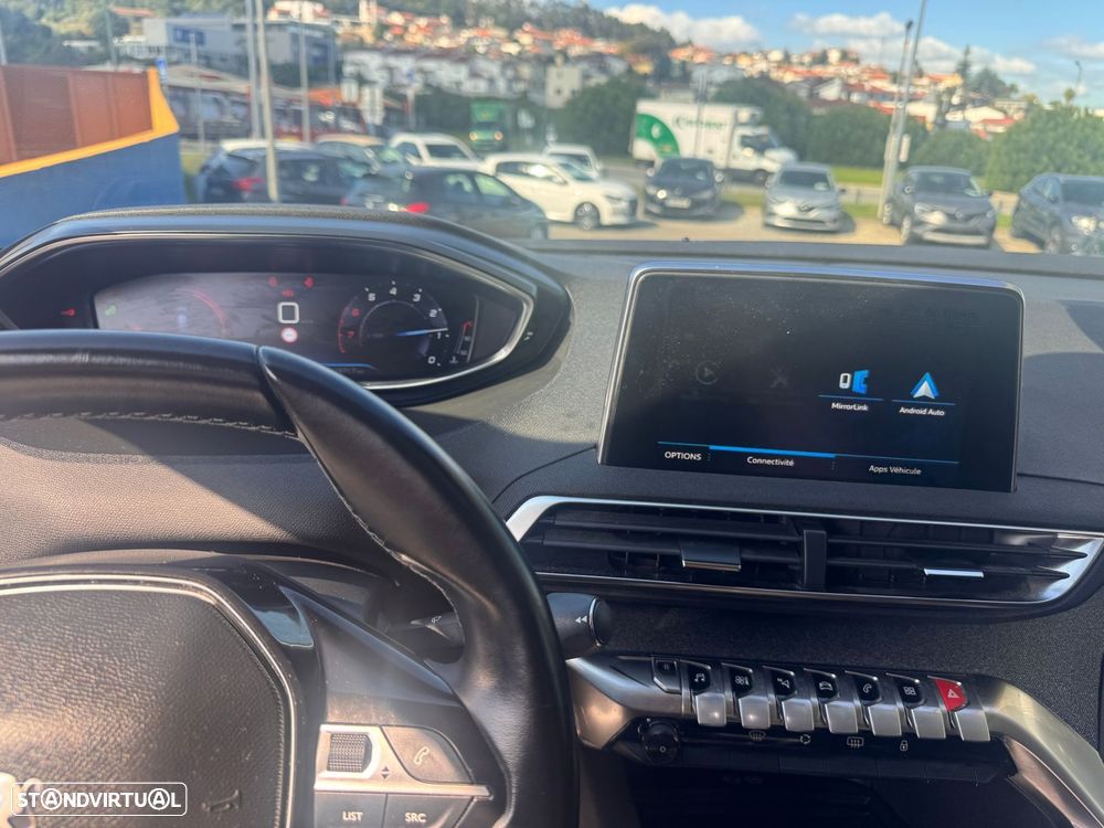 Peugeot 3008 1.2 PureTech Allure - 9