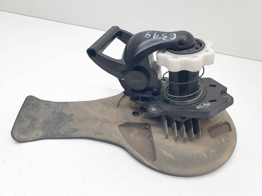 WINDA KOŁA ZAPASOWEGO 8200304319 RENAULT MODUS - 1